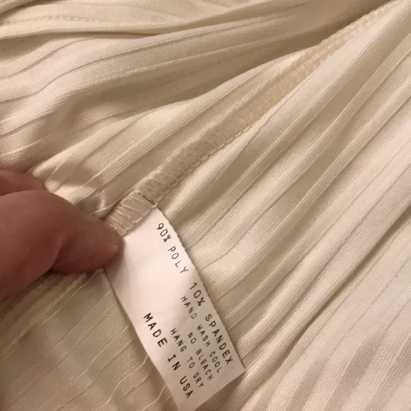 Andres Robe - Picture 5 of 5